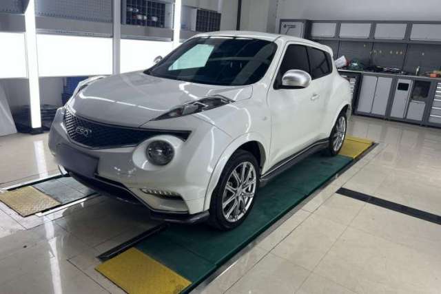 Used Infiniti ESQ 2014 1.6L Spontaneous Edition