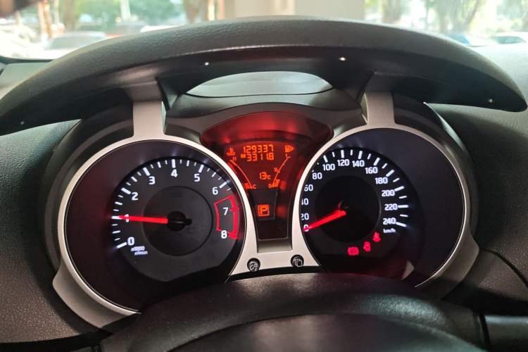 Used Infiniti ESQ 2014 1.6L Spontaneous Edition Instrument Cluster