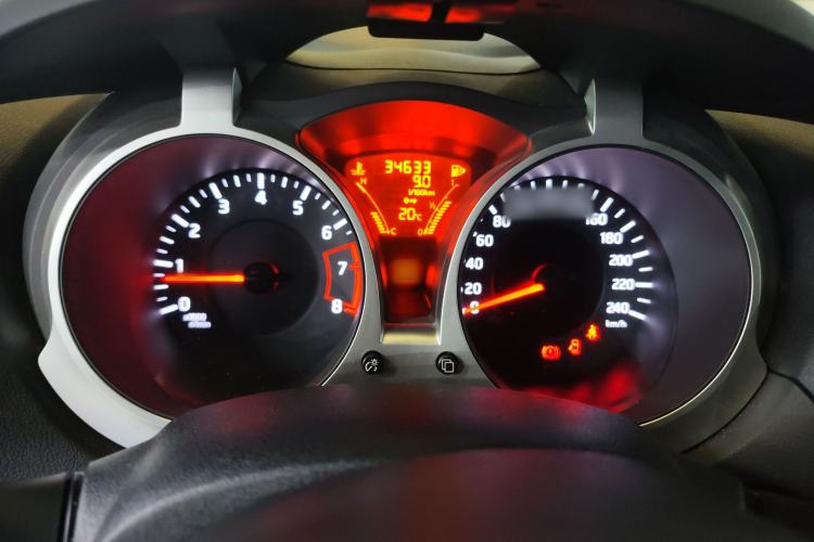 Used Infiniti ESQ 2014 1.6L Spontaneous Edition Instrument Cluster