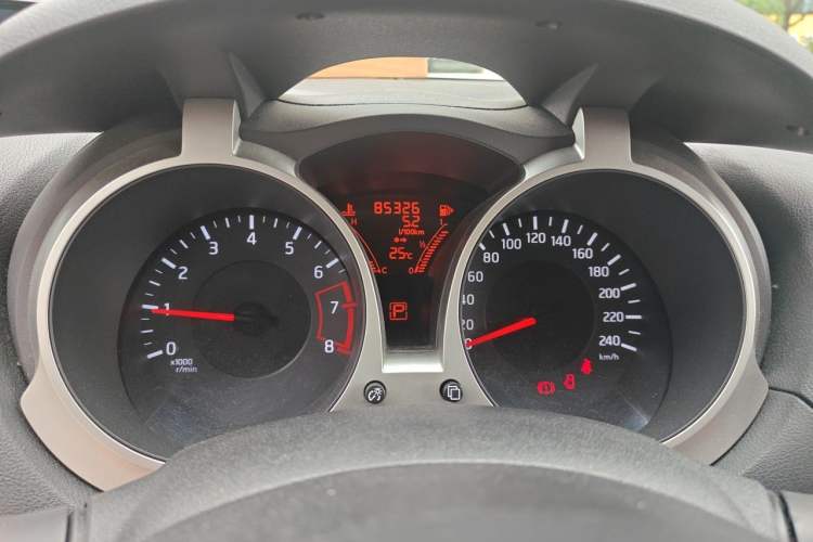 Used Infiniti ESQ 2014 1.6L Spontaneous Edition Instrument Cluster