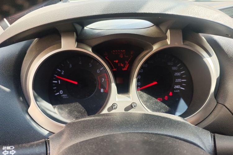 Used Infiniti ESQ 2014 1.6L Spontaneous Edition Instrument Cluster