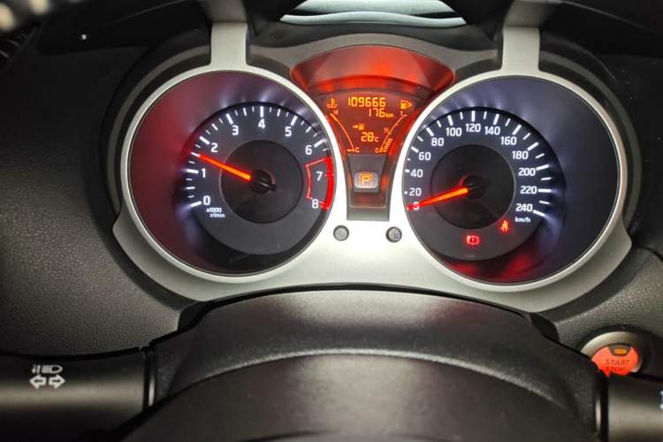 Used Infiniti ESQ 2014 1.6L Spontaneous Edition Instrument Cluster