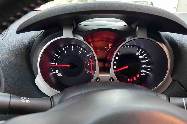 Used Infiniti ESQ 2014 1.6L Spontaneous Edition Instrument Cluster