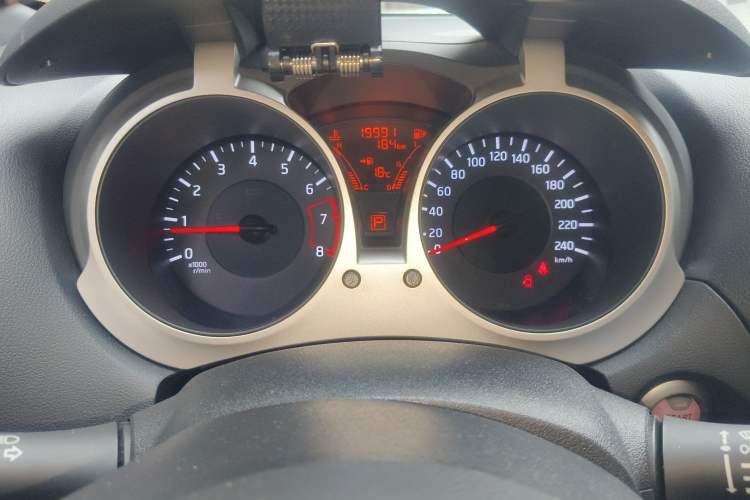 Used Infiniti ESQ 2014 1.6L Spontaneous Edition Instrument Cluster