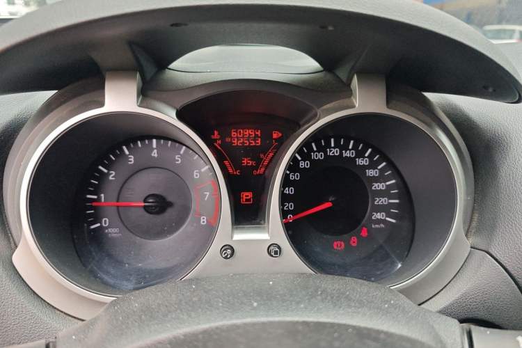 Used Infiniti ESQ 2014 1.6L Spontaneous Edition Instrument Cluster