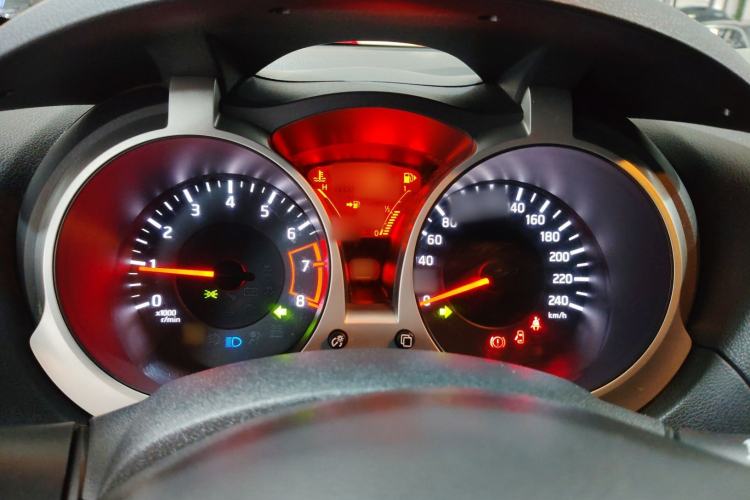 Used Infiniti ESQ 2014 1.6L Spontaneous Edition Instrument Cluster
