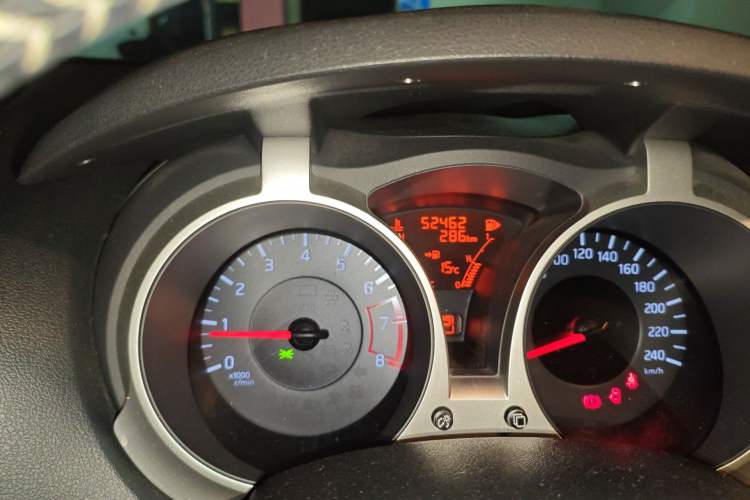 Used Infiniti ESQ 2014 1.6L Spontaneous Edition Instrument Cluster