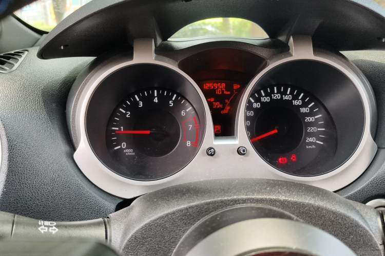 Used Infiniti ESQ 2014 1.6L Spontaneous Edition Instrument Cluster