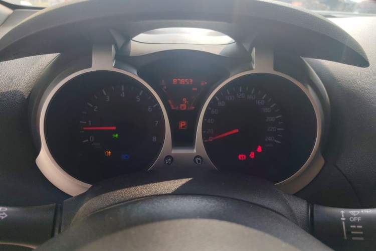 Used Infiniti ESQ 2014 1.6L Spontaneous Edition Instrument Cluster