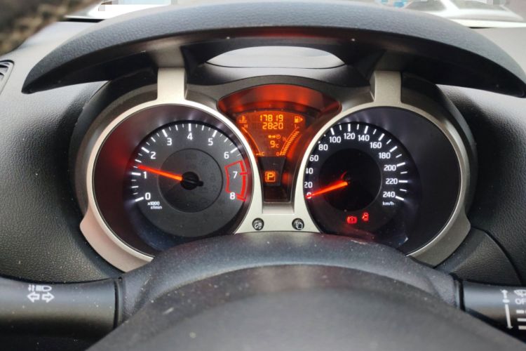 Used Infiniti ESQ 2014 1.6L Spontaneous Edition Instrument Cluster