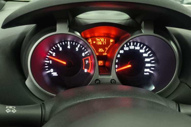 Used Infiniti ESQ 2014 1.6L Spontaneous Edition Instrument Cluster