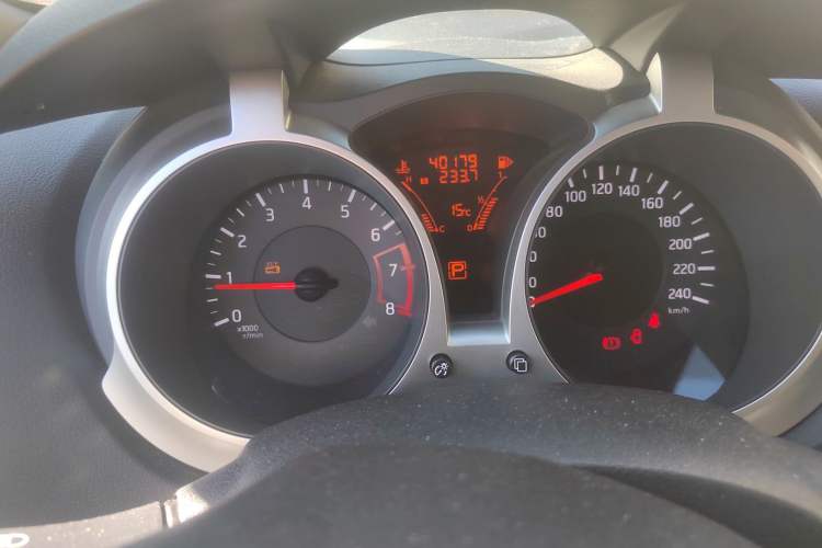 Used Infiniti ESQ 2014 1.6L Spontaneous Edition Instrument Cluster