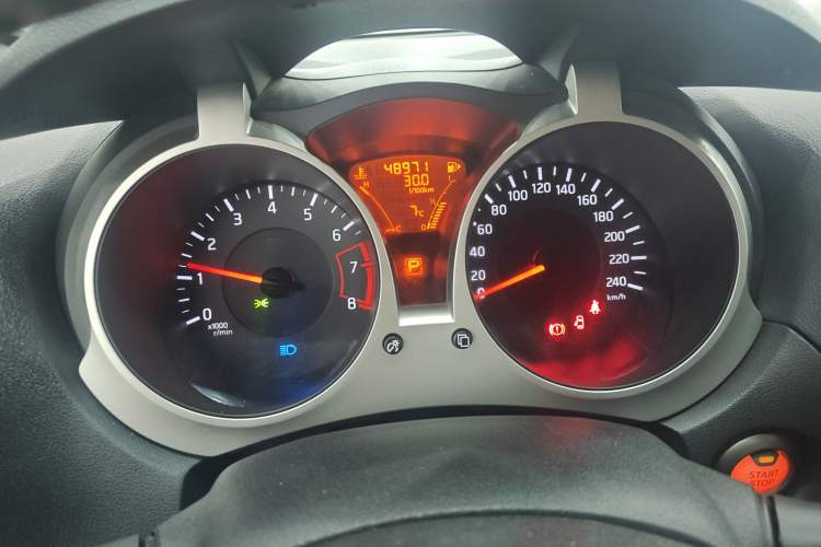 Used Infiniti ESQ 2014 1.6L Spontaneous Edition Instrument Cluster