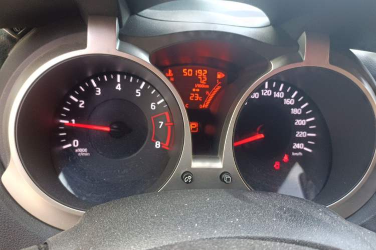 Used Infiniti ESQ 2014 1.6L Spontaneous Edition Instrument Cluster