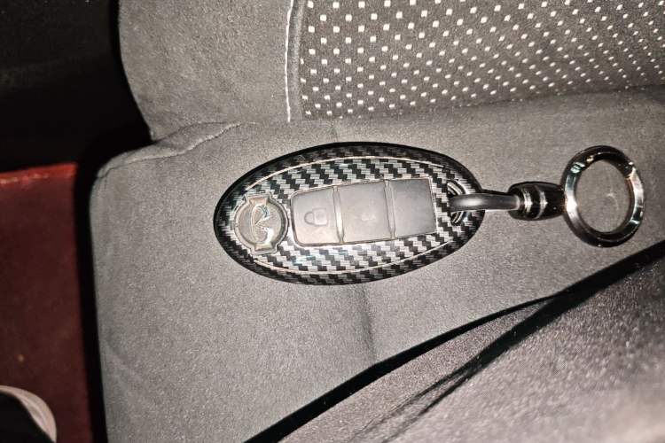 Used Infiniti ESQ 2014 1.6L Spontaneous Edition Interior 1