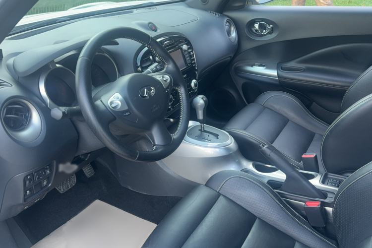 Used Infiniti ESQ 2014 1.6T Dynamic Edition Interior 1