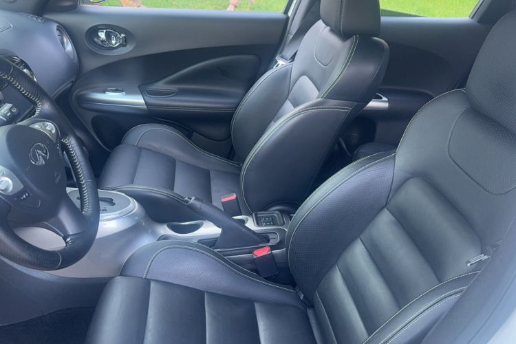 Used Infiniti ESQ 2014 1.6T Dynamic Edition Interior 2