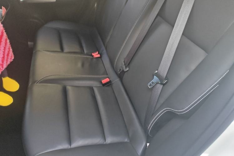 Used Infiniti ESQ 2014 1.6T Dynamic Edition Interior 4