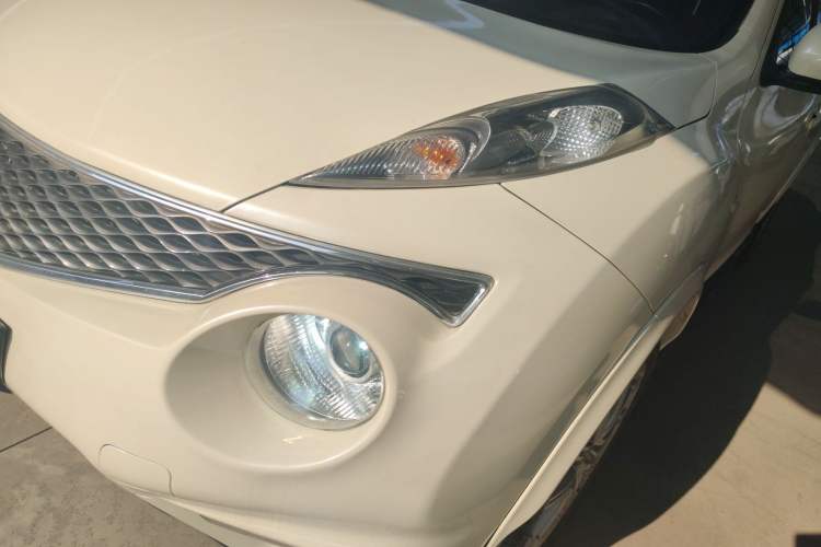 Used Infiniti ESQ 2014 1.6L Spontaneous Edition Left Front Headlight