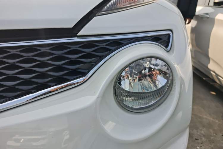 Used Infiniti ESQ 2014 1.6L Spontaneous Edition Left Front Headlight