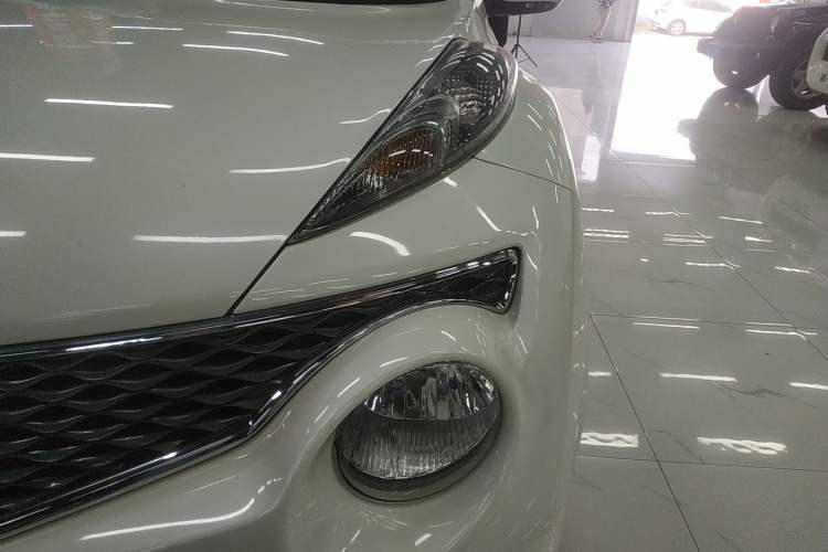 Used Infiniti ESQ 2014 1.6L Spontaneous Edition Left Front Headlight