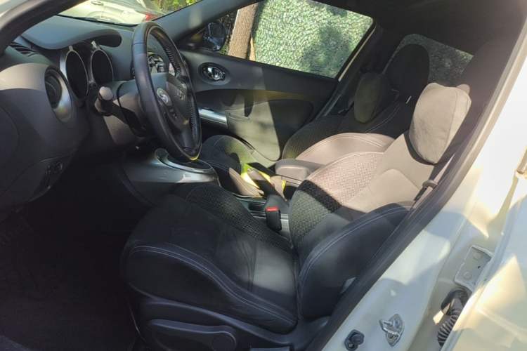Used Infiniti ESQ 2014 1.6L Spontaneous Edition Left Front Seat