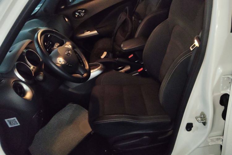 Used Infiniti ESQ 2014 1.6L Spontaneous Edition Left Front Seat