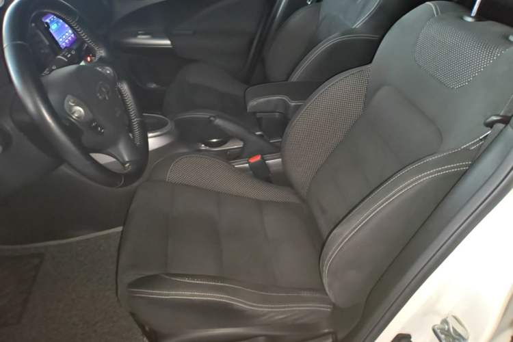 Used Infiniti ESQ 2014 1.6L Spontaneous Edition Left Front Seat
