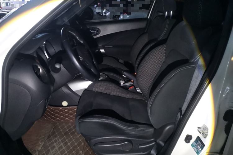 Used Infiniti ESQ 2014 1.6L Spontaneous Edition Left Front Seat