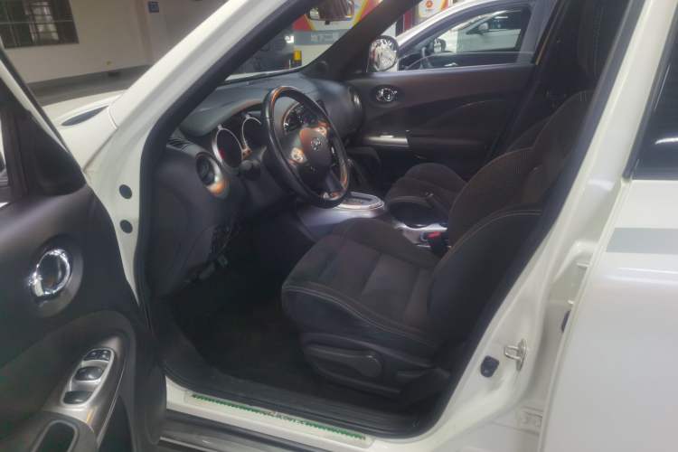 Used Infiniti ESQ 2014 1.6L Spontaneous Edition Left Front Seat