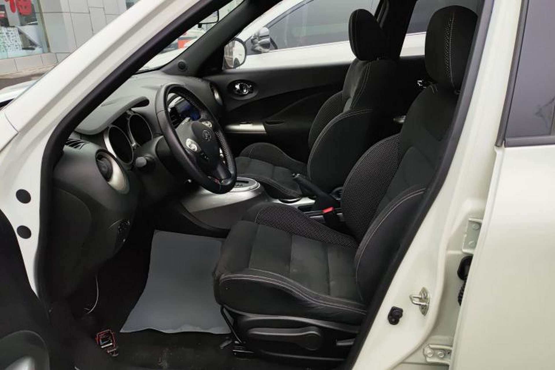 Used Infiniti ESQ 2014 1.6L Spontaneous Edition Left Front Seat