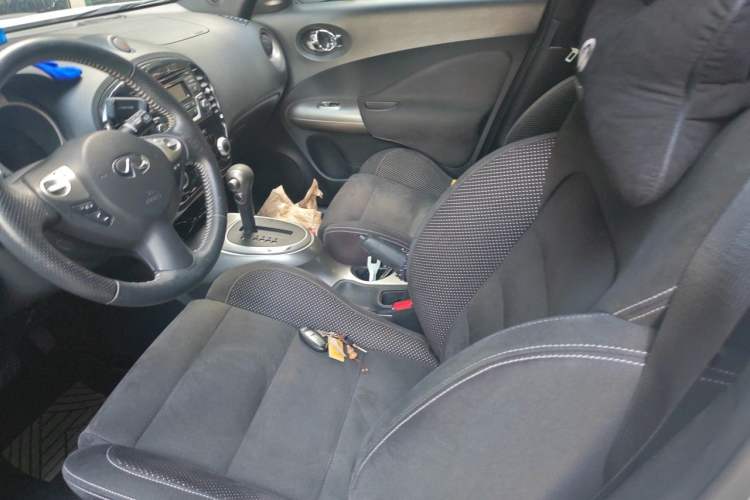 Used Infiniti ESQ 2014 1.6L Spontaneous Edition Left Front Seat