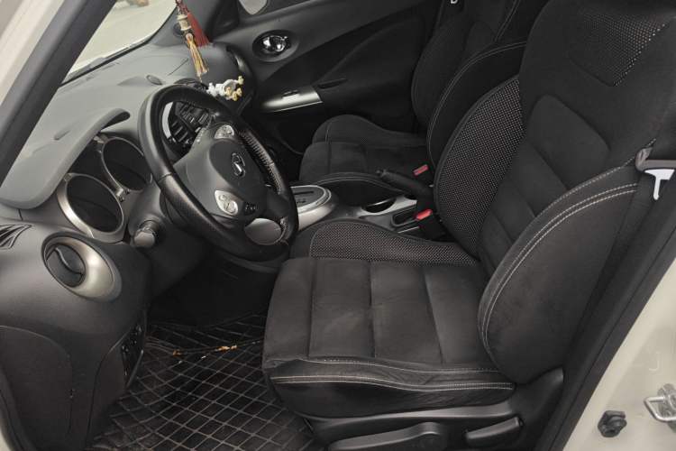 Used Infiniti ESQ 2014 1.6L Spontaneous Edition Left Front Seat