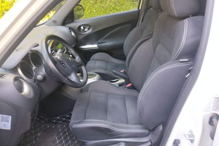 Used Infiniti ESQ 2014 1.6L Spontaneous Edition Left Front Seat