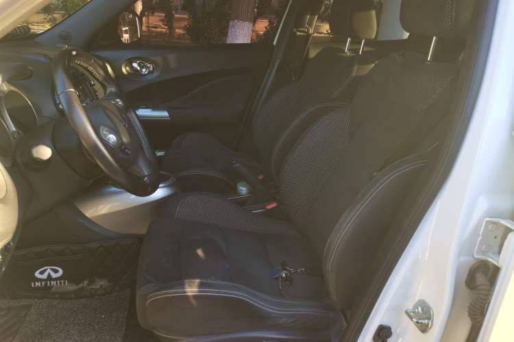 Used Infiniti ESQ 2014 1.6L Spontaneous Edition Left Front Seat
