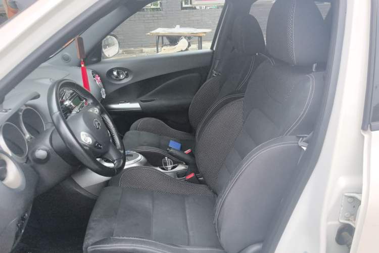 Used Infiniti ESQ 2014 1.6L Spontaneous Edition Left Front Seat