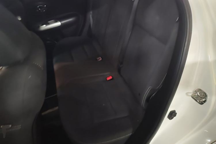 Used Infiniti ESQ 2014 1.6L Spontaneous Edition Left Rear Seat