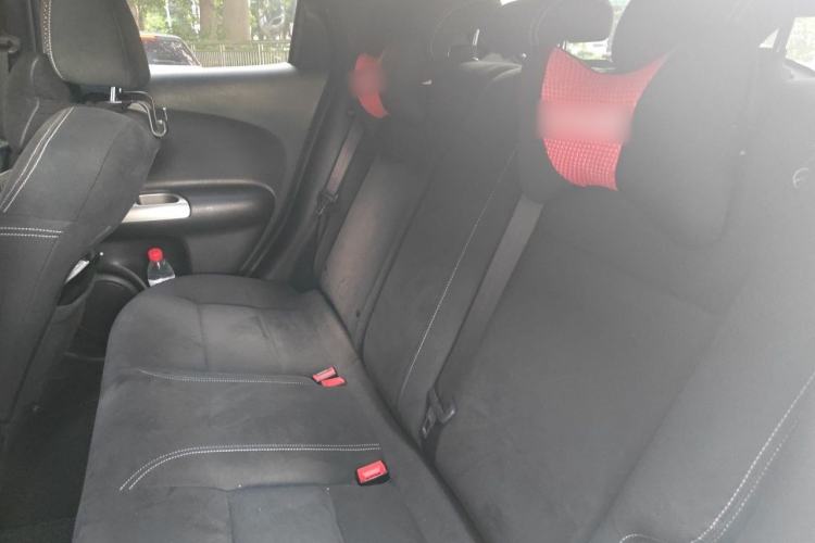 Used Infiniti ESQ 2014 1.6L Spontaneous Edition Left Rear Seat