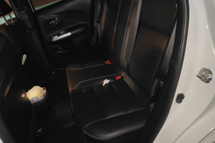 Used Infiniti ESQ 2014 1.6L Luxury Edition Left Rear Seat