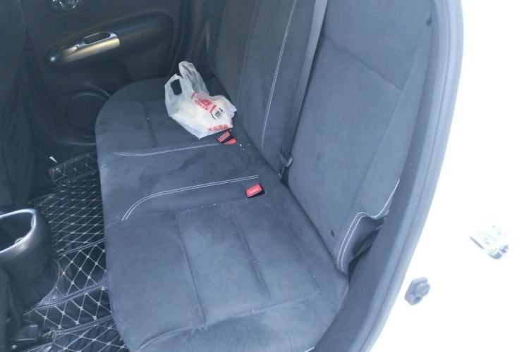 Used Infiniti ESQ 2014 1.6L Spontaneous Edition Left Rear Seat