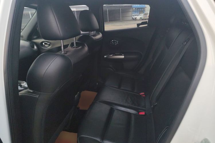 Used Infiniti ESQ 2014 1.6L Luxury Edition Left Rear Seat