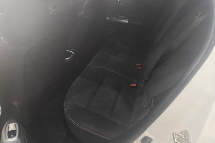 Used Infiniti ESQ 2014 1.6L Spontaneous Edition Left Rear Seat