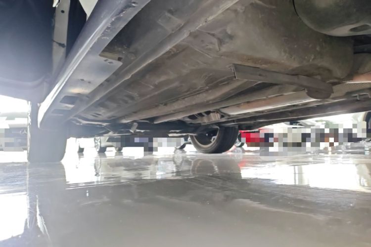 Used Infiniti ESQ 2014 1.6L Spontaneous Edition Left Side Sill