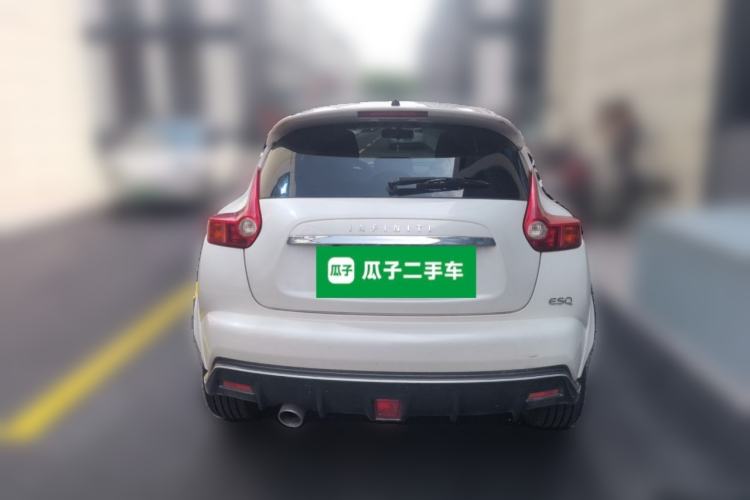 Used Infiniti ESQ 2014 1.6L Spontaneous Edition Rear
