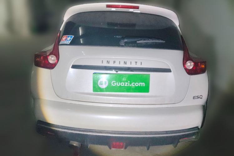 Used Infiniti ESQ 2014 1.6L Spontaneous Edition Rear