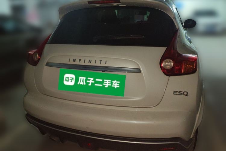 Used Infiniti ESQ 2014 1.6L Spontaneous Edition Rear