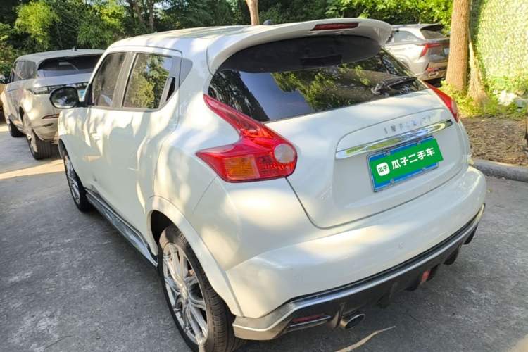 Used Infiniti ESQ 2014 1.6L Spontaneous Edition Rear Left 45 Deg