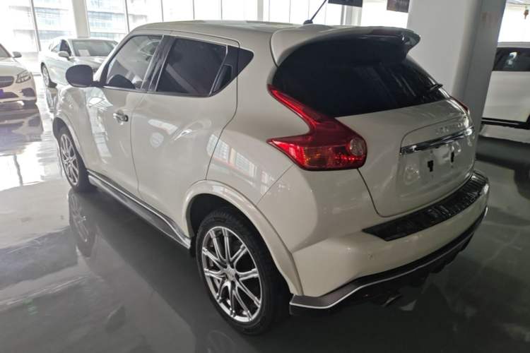 Used Infiniti ESQ 2014 1.6L Spontaneous Edition Rear Left 45 Deg