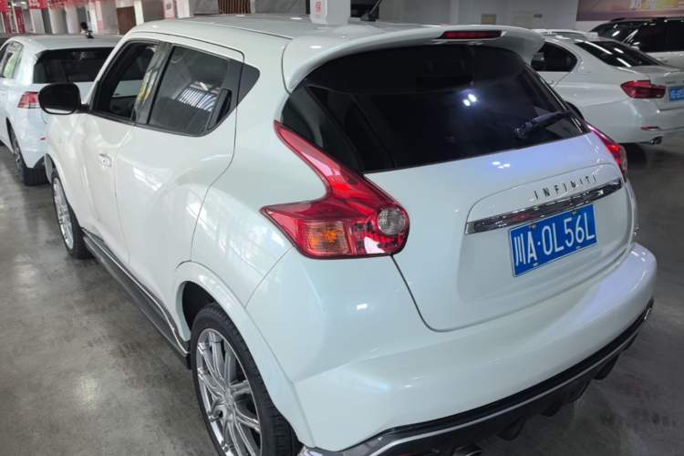 Used Infiniti ESQ 2014 1.6L Spontaneous Edition Rear Left 45 Deg