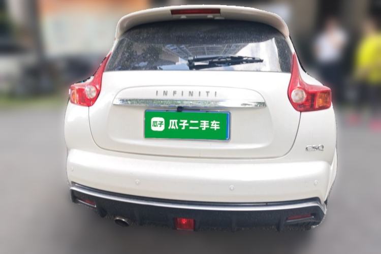 Used Infiniti ESQ 2014 1.6L Spontaneous Edition Rear